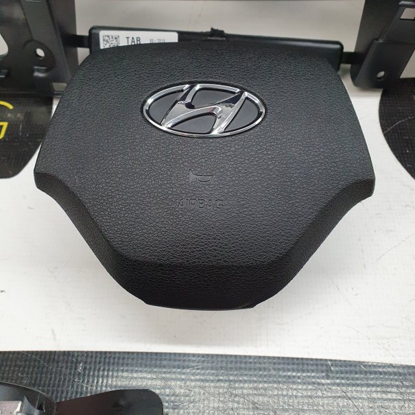 TUCSON III 3 LIFT TABLEAU DE BORD AIRBAG...