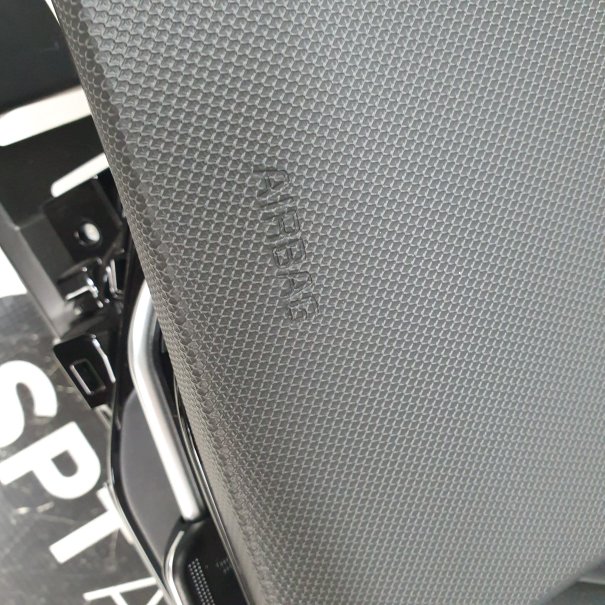 NIRO II 2 DASHBOARD AIRBAG KIT SEAT BELTS