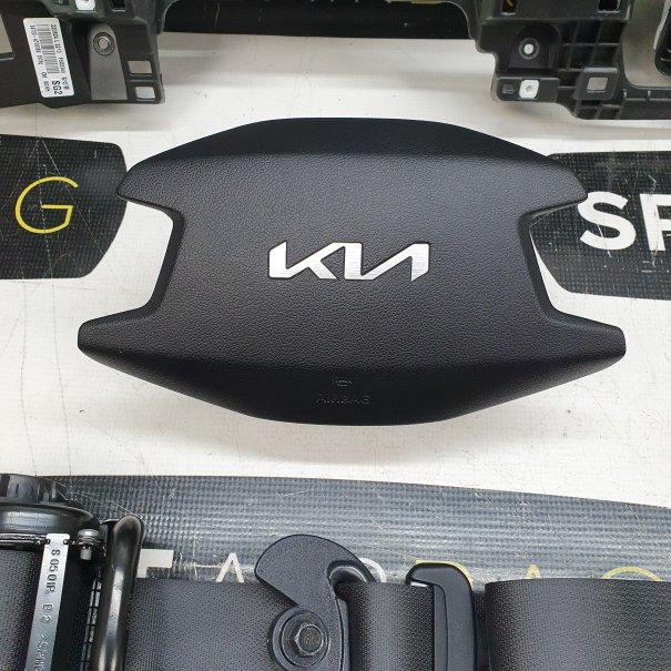 NIRO II 2 DASHBOARD AIRBAG KIT SEAT BELTS